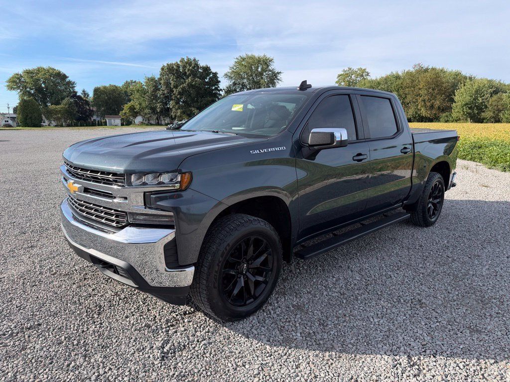 Used 2019 Chevrolet Silverado 1500 LT w/ All-Star Edition AWD/4WD image 22