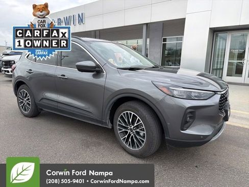 Used 2023 Ford Escape SE w/ PHEV Premium Package FWD image 2