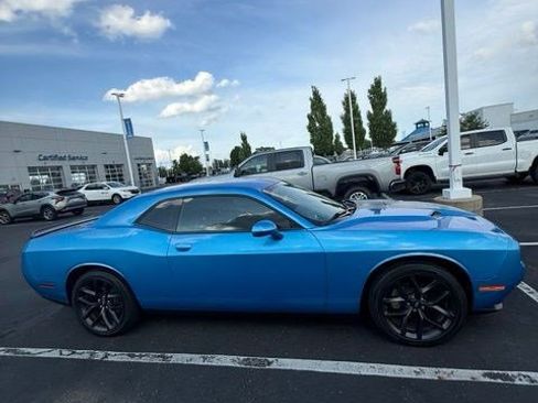 Used 2023 Dodge Challenger SXT w/ Blacktop Package RWD image 4