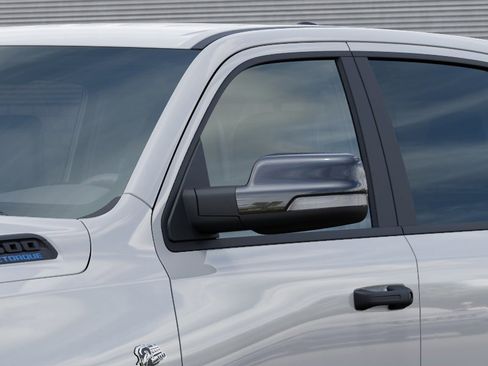New 2026 RAM 1500 4x4 Crew Cab image 12