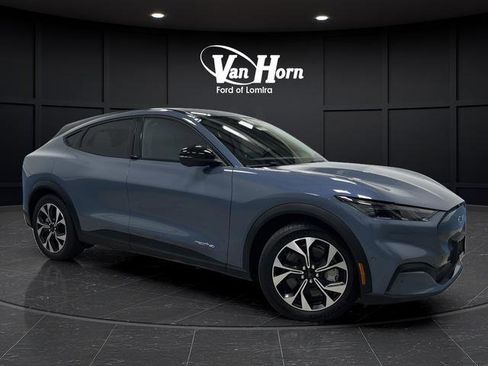 Used 2024 Ford Mustang Mach-E Select w/ Comfort Package Lite image 38