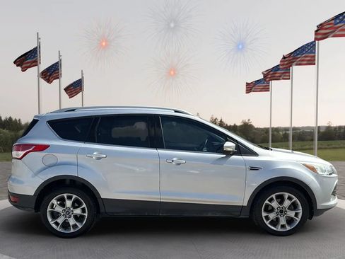 Used 2016 Ford Escape Titanium FWD image 8