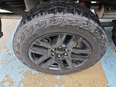 Certified 2022 Chevrolet Silverado 1500 LT Trail Boss w/ Bed Protection Package image 10