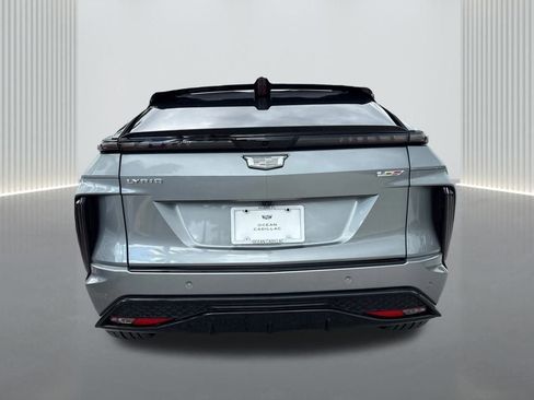 New 2026 Cadillac Lyriq V image 6