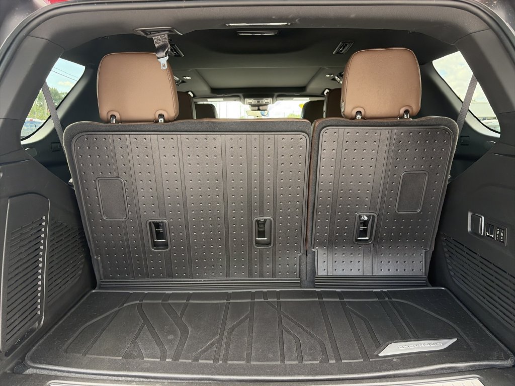 Used 2023 Chevrolet Tahoe High Country RWD image 33