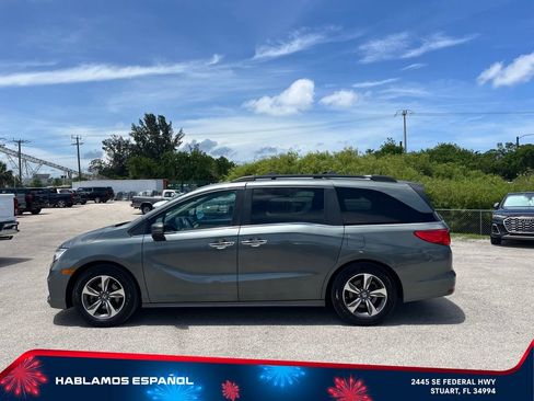 Used 2018 Honda Odyssey Touring image 4
