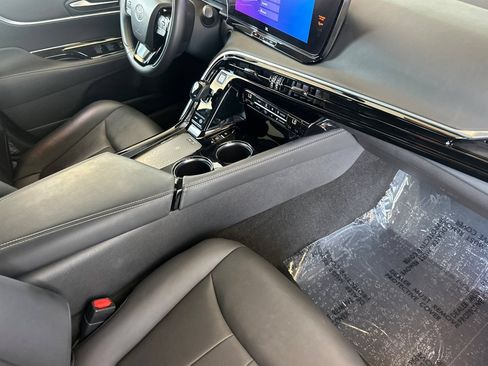 Certified 2023 Toyota Mirai w/ Advanced Technology Package RWD image 19