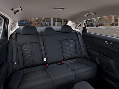 Certified 2025 Kia K5 LXS FWD image 16