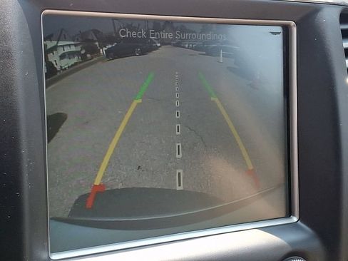 Used 2015 Jeep Grand Cherokee Limited w/ Luxury Group II AWD/4WD image 18