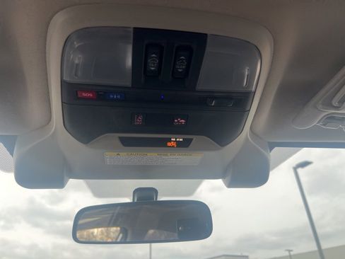 Certified 2023 Subaru Crosstrek 2.0i Premium image 23