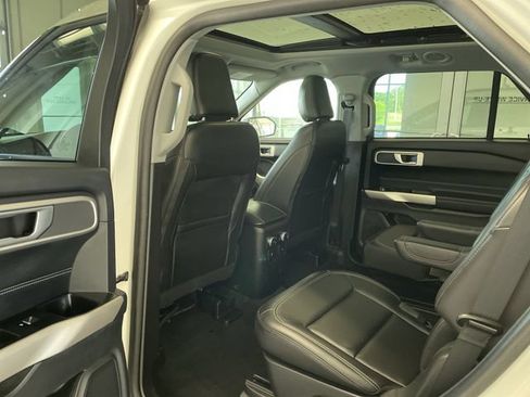 Certified 2023 Ford Explorer XLT w/ Equipment Group 202A AWD/4WD image 26
