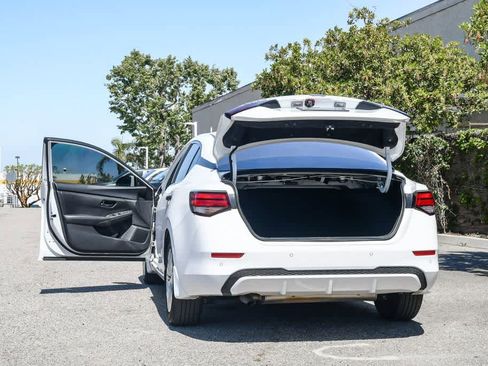 Used 2025 Nissan Sentra S image 26