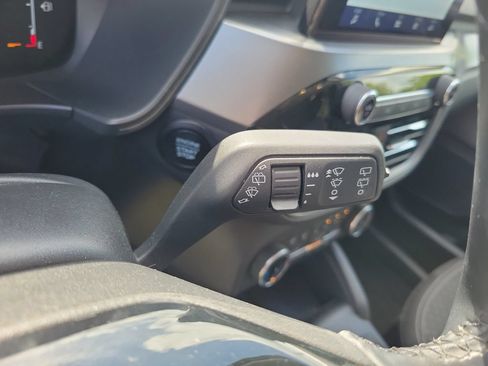 Used 2024 Ford Escape Active AWD/4WD image 29