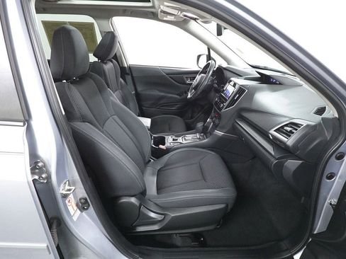 Used 2019 Subaru Forester Premium w/ All-Weather Package AWD/4WD image 28
