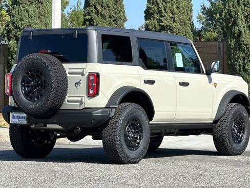New 2026 Ford Bronco Badlands AWD/4WD image 4