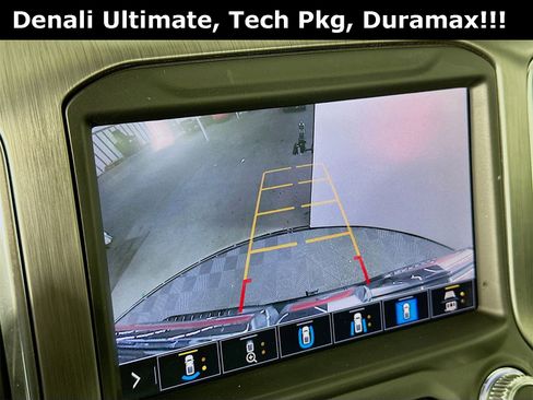 Used 2020 GMC Sierra 3500 Denali w/ Denali Ultimate Package image 15