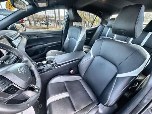 Used 2025 Toyota Camry SE image 20