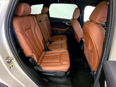 Certified 2023 Audi Q7 2.0T Premium w/ Convenience Package image 27