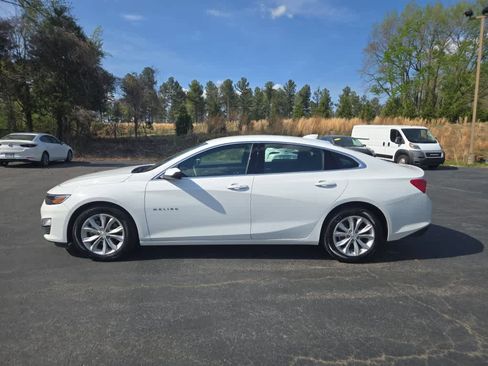 New 2025 Chevrolet Malibu LT image 4