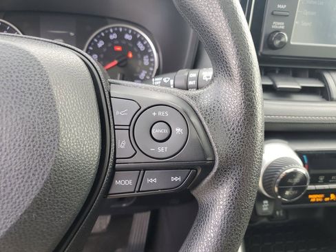 Used 2019 Toyota RAV4 XLE image 21