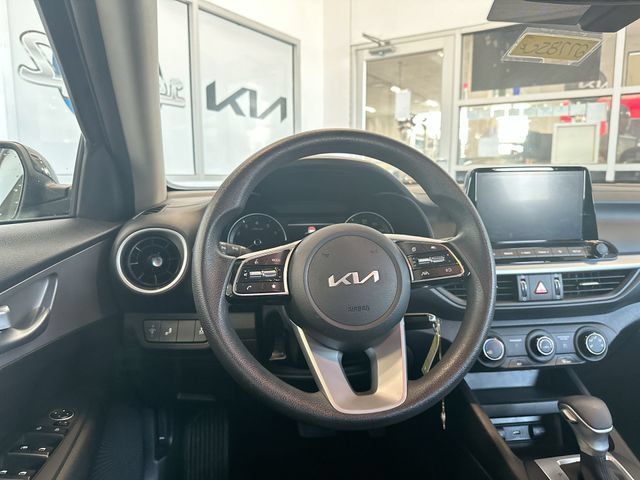 Certified 2023 Kia Forte LXS w/ LXS Technology Package FWD image 13