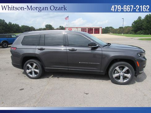 Used 2022 Jeep Grand Cherokee L Limited w/ Trailer Tow Group (B) image 13