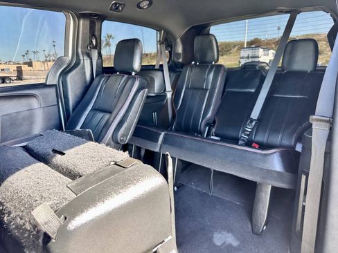 Used 2019 Dodge Grand Caravan GT FWD image 10