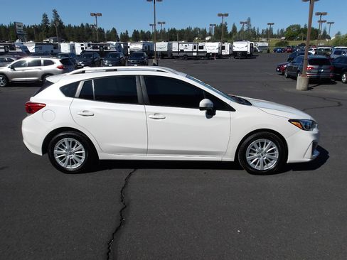 Used 2018 Subaru Impreza 2.0i Premium w/ Eyesight & BSD & Rcta AWD/4WD image 6