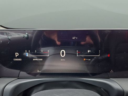 New 2026 Nissan Sentra SR w/ SR Premium Package FWD image 36