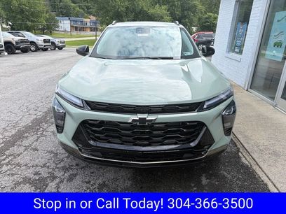 New 2026 Chevrolet Trax ACTIV w/ Sunroof Package