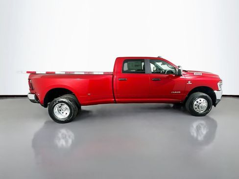 New 2026 RAM 3500 Big Horn AWD/4WD image 8