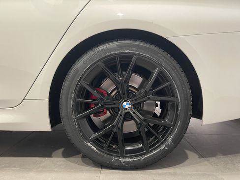 Used 2022 BMW 530i xDrive w/ M Sport Package AWD/4WD image 8