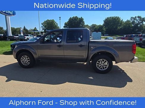Used 2016 Nissan Frontier SV AWD/4WD image 4