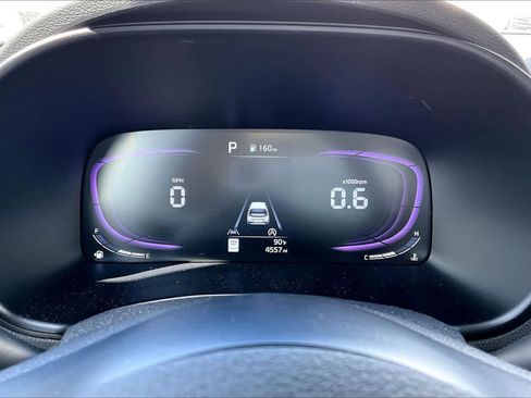 Certified 2025 Kia Soul LX w/ LX Technology Package FWD image 24