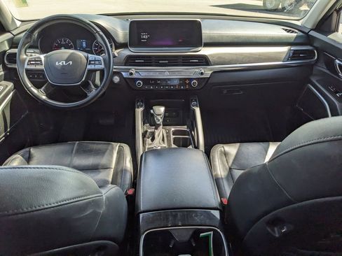 Used 2022 Kia Telluride EX w/ EX Premium Package image 14