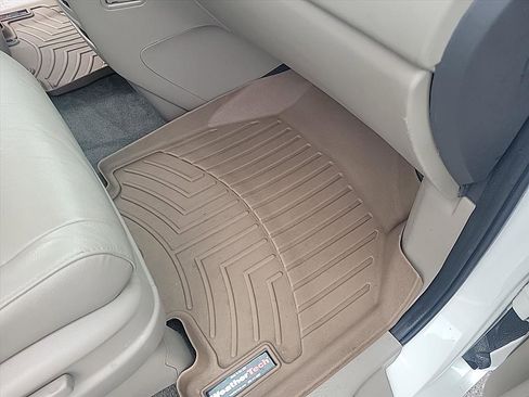 Used 2015 Honda Odyssey Touring Elite image 34