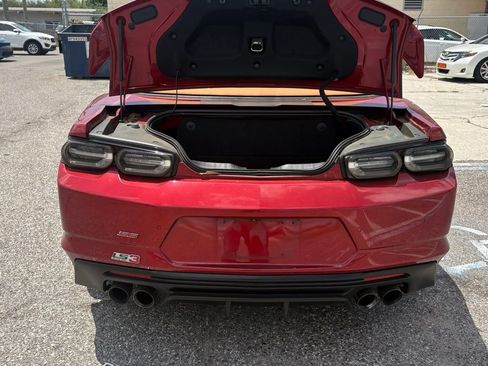 Used 2019 Chevrolet Camaro SS RWD image 12
