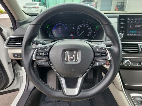 Used 2019 Honda Accord Touring image 17
