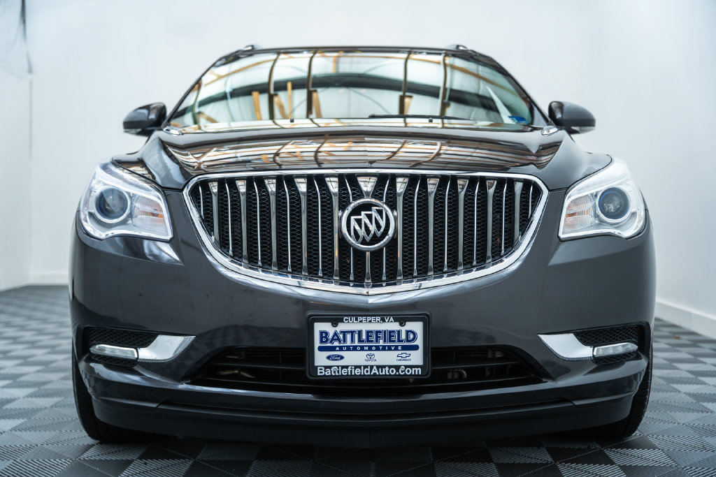 Used 2017 Buick Enclave Leather w/ Trailering Package AWD/4WD image 2
