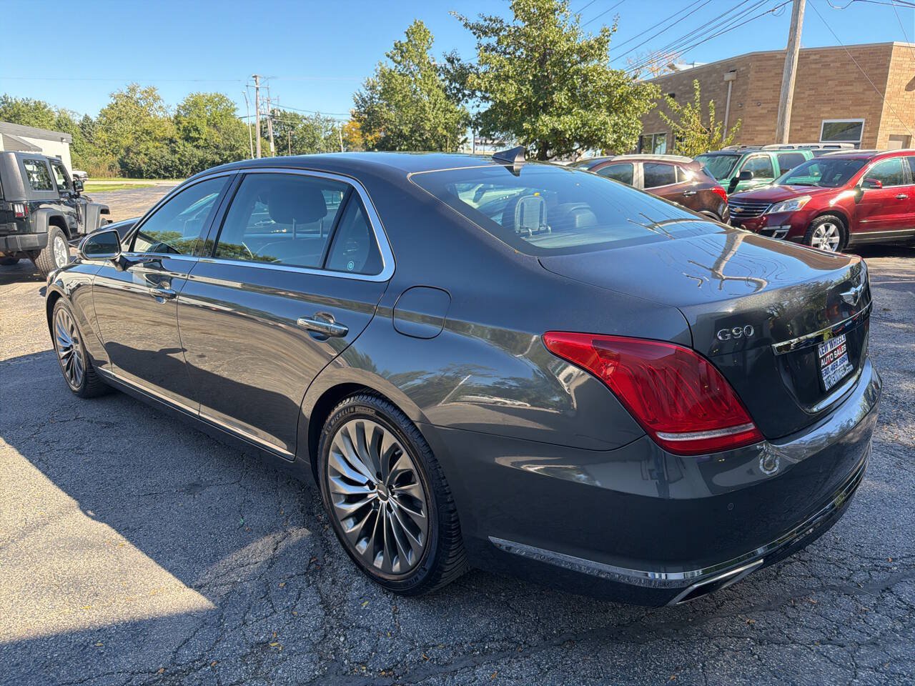 Used 2017 Genesis G90 3.3T Premium AWD/4WD image 5