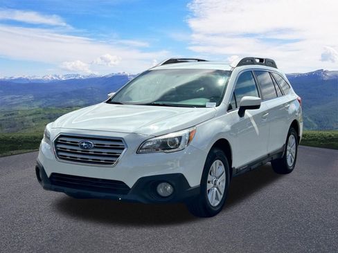 Used 2015 Subaru Outback 2.5i Premium AWD/4WD image 1