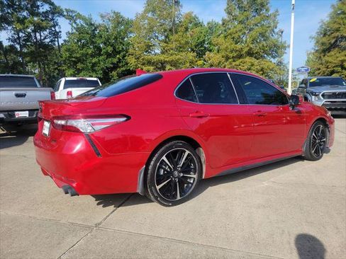 Certified 2020 Toyota Camry XSE FWD image 7