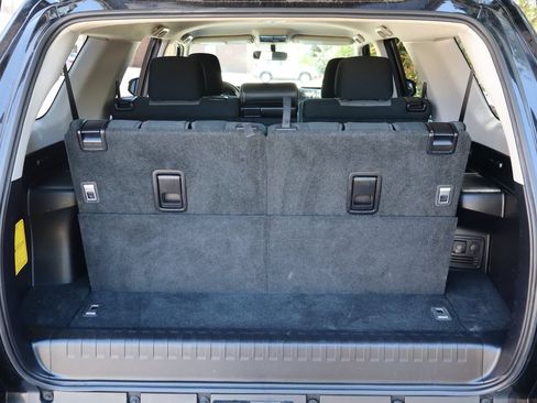 Used 2018 Toyota 4Runner SR5 AWD/4WD image 14