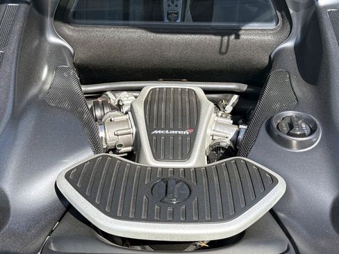 Used 2012 McLaren MP4-12C Coupe RWD image 10
