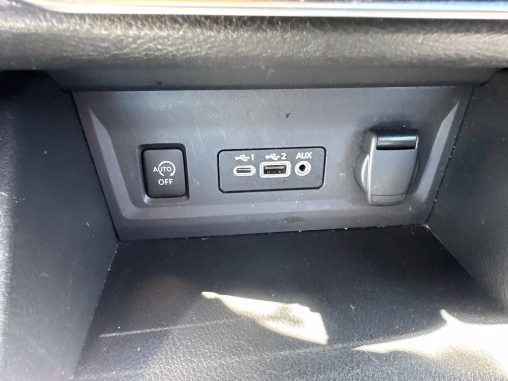 Used 2024 Nissan Sentra SV FWD image 19