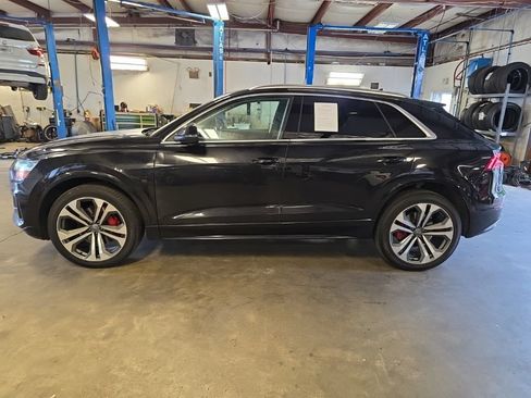 Used 2019 Audi Q8 Premium Plus w/ Premium Plus AWD/4WD image 2