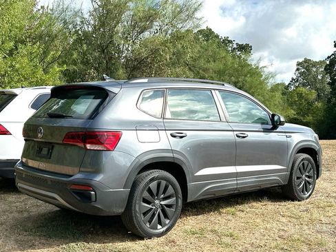 Used 2022 Volkswagen Taos S w/ IQ Drive S Package FWD image 4