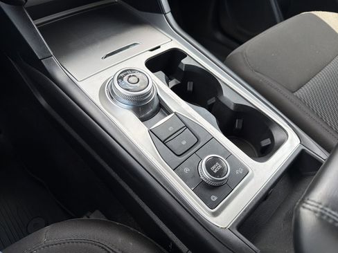 Certified 2023 Ford Explorer XLT AWD/4WD image 8