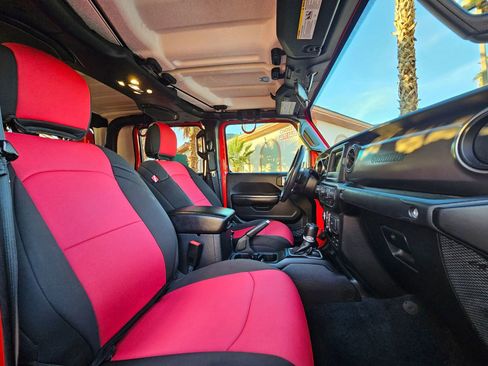 Used 2020 Jeep Gladiator Sport w/ Quick Order Package 24S image 21