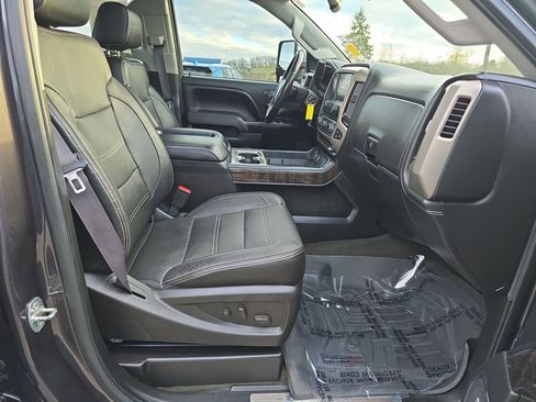 Used 2015 GMC Sierra 2500 Denali w/ Duramax Plus Package image 31